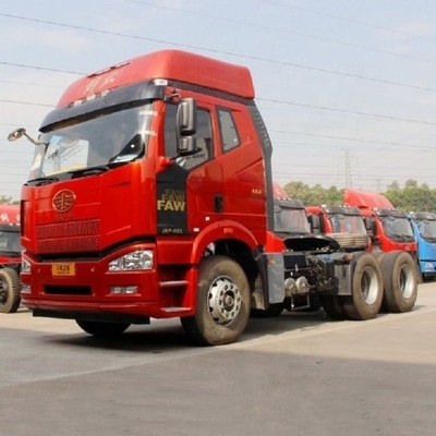 8800kg 総車両重量 FAW ジーファング J6P 重荷トラック 460HP 6X4 トラクタートラック