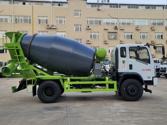 カスタマイズされた 6 スクエア 4x2 ドライブ コンクリート小型混合トラック 95kw 電力