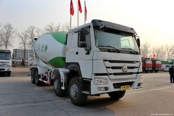 9.726L エンジン容量 国産重荷トラック HOWO 8X4 コンクリートミキサートラック