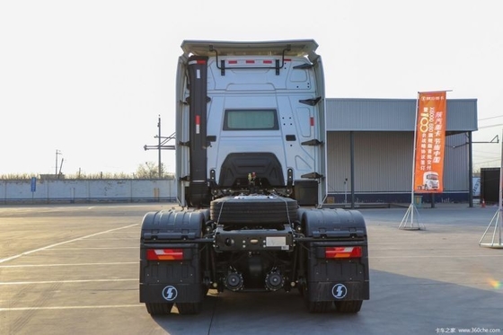 右方向 WEICHAI エンジン 6X4 AMT オートマティック トラクター トラック
