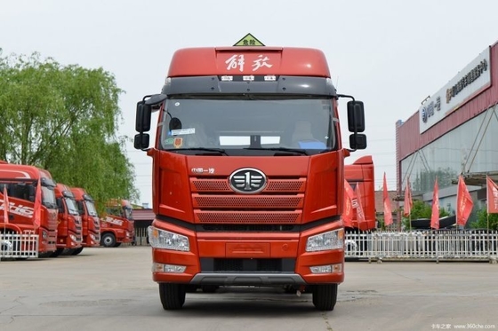 中古ブティック 備品 FAW Jiefang J6P 460HP 6x4 トラクターヘッドトレーラー