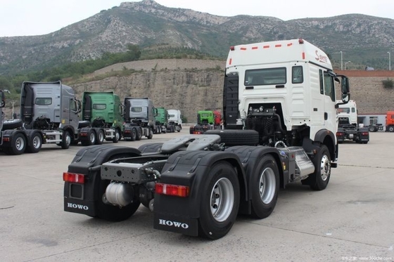 ブティック SinoTRUK HOWO TX7 0 km 6X4 4X2 6X2 CNG LNG トラクター トラック マルチメディアシステム