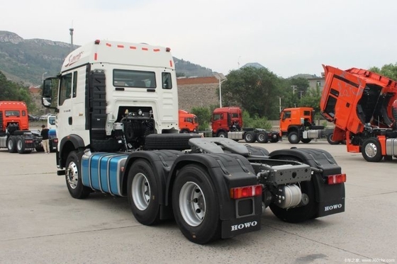 ブティック SinoTRUK HOWO TX7 0 km 6X4 4X2 6X2 CNG LNG トラクター トラック マルチメディアシステム