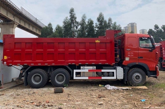 31-40T 容量 国産重型トラック HOWO TH7 6X4 6 メートル 510馬力のダンプトラック