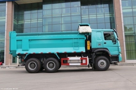 2022 SinotruK HOWO 6X4 ダンプトラック 375 371hp 380hp 300-400L 燃料タンク容量