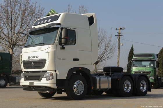 シノトルク HOWO T7H 440 HP 6X4 危険な貨物 トラクター トラックヘッド ESCと10タイヤ