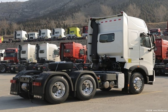 シノトルク HOWO T7H 440 HP 6X4 危険な貨物 トラクター トラックヘッド ESCと10タイヤ