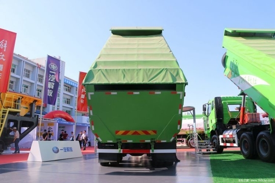 Jiefang JH6 重荷トラック 375 371hp 6X4 5.6m ダンプトラック