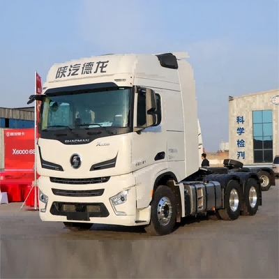シャンシ自動車重型カードロン X6000 680hp 6X4 トラクショントラックヘッド