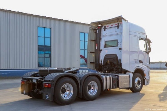 シャンシ自動車重型カードロン X6000 680hp 6X4 トラクショントラックヘッド