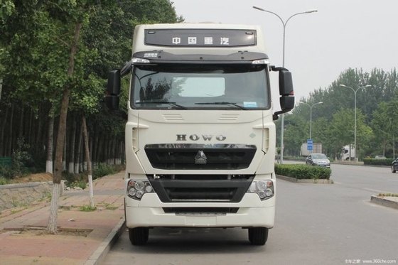4×2 左手運転 シノトーク HOWO T7H 440HP LNG トラクター トラック 16 進撃シフト