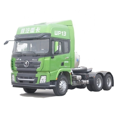 マルチメディアシステムと燃料タンク容量 ≥600Lの430HP 6X4 LNG トラクタートラック