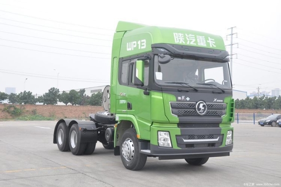 マルチメディアシステムと燃料タンク容量 ≥600Lの430HP 6X4 LNG トラクタートラック