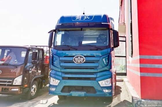 FAW Jiefang J7 LNG CHG 371 375HP 4*2 6*4 6*2 負荷トラクター 最大速度120KM/H
