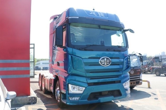 FAW Jiefang J7 LNG CHG 371 375HP 4*2 6*4 6*2 負荷トラクター 最大速度120KM/H