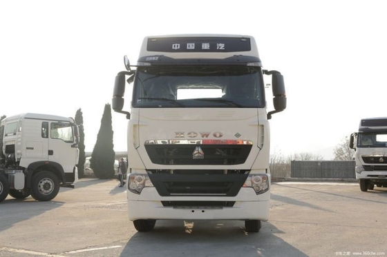 ドライブホイール 6X4 SinoTRUK HOWO T7H LNG トラクタートラック 440HP ロジスティック輸送用