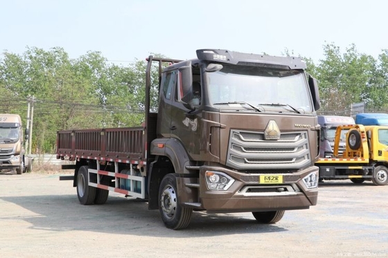 シノトルク国産重荷トラック HOWo NX 220HP 4X2 6.75m バン貨物用ハードルトラック