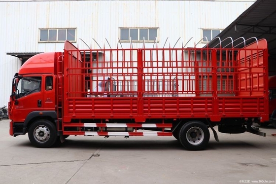 ステアリング 右 SinotruK HOWO G5X カード 4X2 220 HP 6.75m ABS付き半倉庫トラック