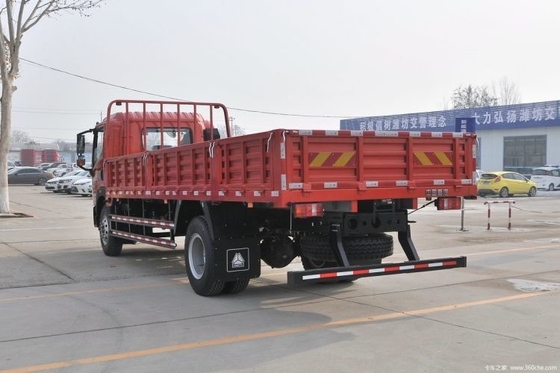 国産重型トラック HOWO G5X 中型カード 220HP 4X2 6.75m ハードルトラック