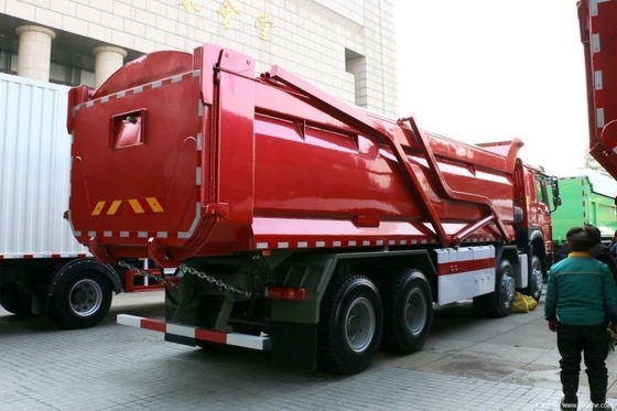 人気の中古ブティック SINOTRUCK HOWO 重荷トラック 440 HP 8X4 ダンプトラック 7.6m