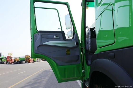 21-30T 負荷容量 SINOTRUCK 0 km HOWO 重荷トラック 400 HP 6X4 5.6m ダンプトラック