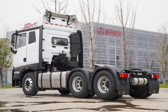 SANY 620 HP 6X4 AMT 2人の乗客を収容する自動トラクター 最大トルク ≥2500Nm