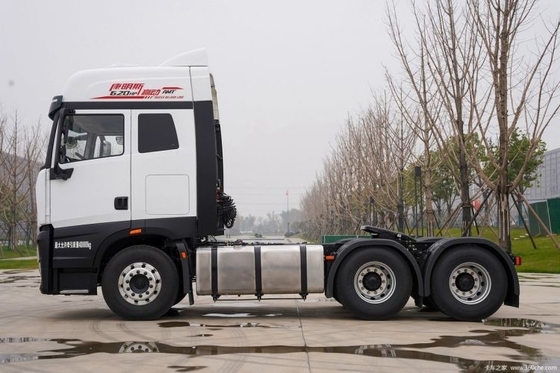 SANY 620 HP 6X4 AMT 2人の乗客を収容する自動トラクター 最大トルク ≥2500Nm