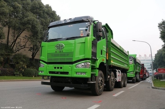 輸出された中古のFaw Jiefang J6P 8X4 350HPのダンプトラック
