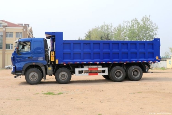 中古 シノトルク HOWO T7H 重貨車 440HP 8X4 7.6m 300-400Lの燃料タンクを持つダンプトラック