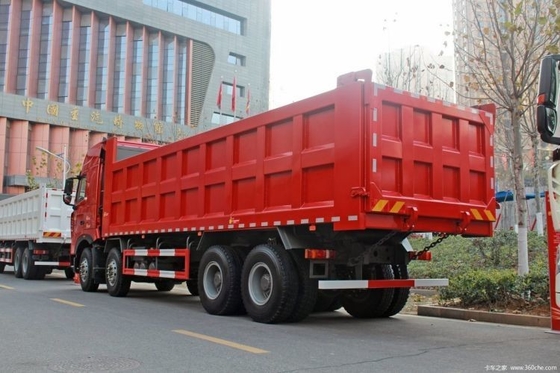 ダンプトラック ティッパー Sinotruk HOWO T7H 重型トラック 540 HP 8X4 8.5m ESC付き古用ダンプトラック