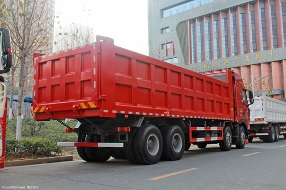 ダンプトラック ティッパー Sinotruk HOWO T7H 重型トラック 540 HP 8X4 8.5m ESC付き古用ダンプトラック