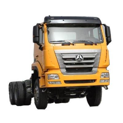 中古 SinotruK Haohan J5G 340hp 6X4 300-400Lの燃料タンク容量を持つダンプトラックシャシー