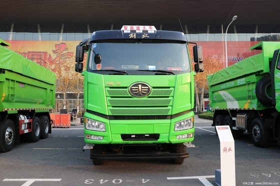 2020年Faw Jiefang J6P重型トラック 8X4 5.6m ビジネス用ダンプトラック