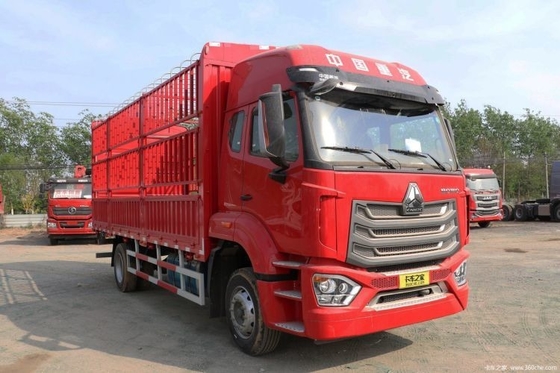 シノトルク HOWo N5W 中型カード 220hp 4X2 6.75mグリッド貨物フェンスを割引で