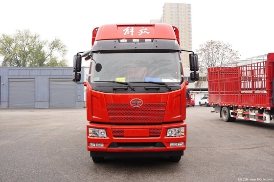 自動エアコン Faw Jiefang J6L Zhongka チュアンフ 220HP 4X2 6.8m 中古トラック