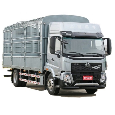 シノトルク 成都 商用車 HOWo V5 220 HP 4X2 6.8m 倉庫グリッドトラック 1台
