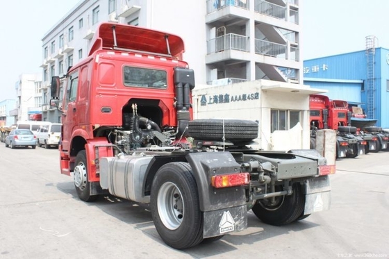 Sinotruk HOWO 290 HP 4X2 トラクター トラック 中古 トラック トラクター 最終物流ソリューション