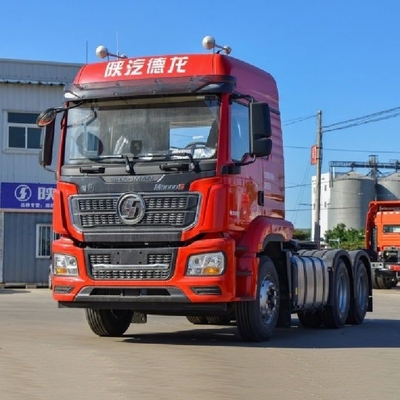 500-600Lの燃料タンク容量と351-450hpの馬力を持つシャックマンデロングM3000Sトラクター