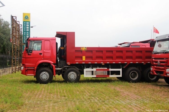 Sinotruk HOWO 重型トラック 380 HP 8X4 7.8m 運転席のエアサスペンション付きダンプトラック