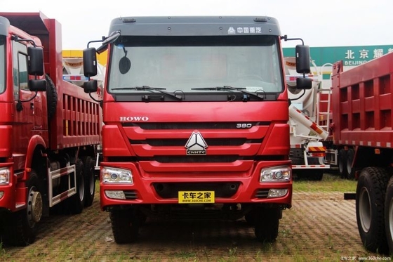 Sinotruk HOWO 重型トラック 380 HP 8X4 7.8m 運転席のエアサスペンション付きダンプトラック