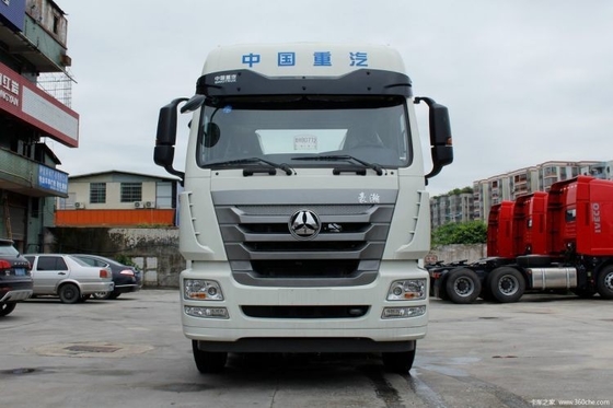 SinotruK Haohan J7G 重型トラック 4*2 6*4 トラクショントラック 最大トルク Nm 2000-2500Nm