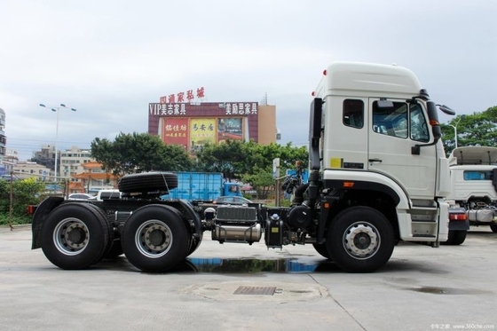 SinotruK Haohan J7G 重型トラック 4*2 6*4 トラクショントラック 最大トルク Nm 2000-2500Nm