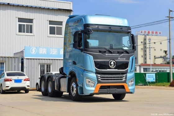 山西自動車重貨車 シャックマン トラクターX5000S 後部カメラと最大速度120km/h