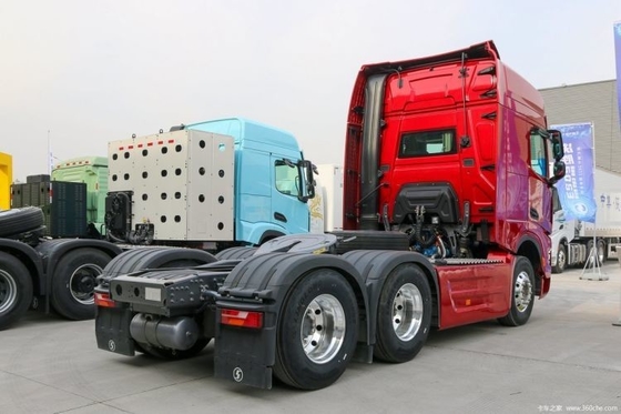 Shaanxi Auto X6000 560HP 6X4 オートマティック トラクション トラックヘッド ≥600Lの燃料タンク容量