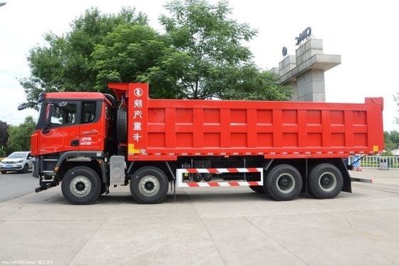 シャックマン デロン X3000 550hp 8X4 8.8m 貨物タンク 8.8 * 2.35 * 1.5m サイズ